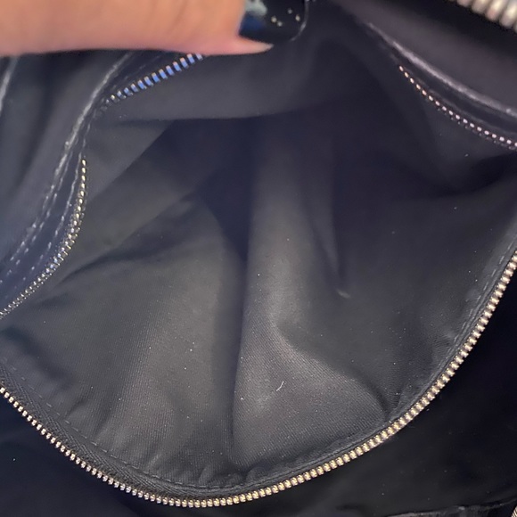 Gorgeous Vintage Gucci Bag♥️♥️♥️ - Picture 11 of 15